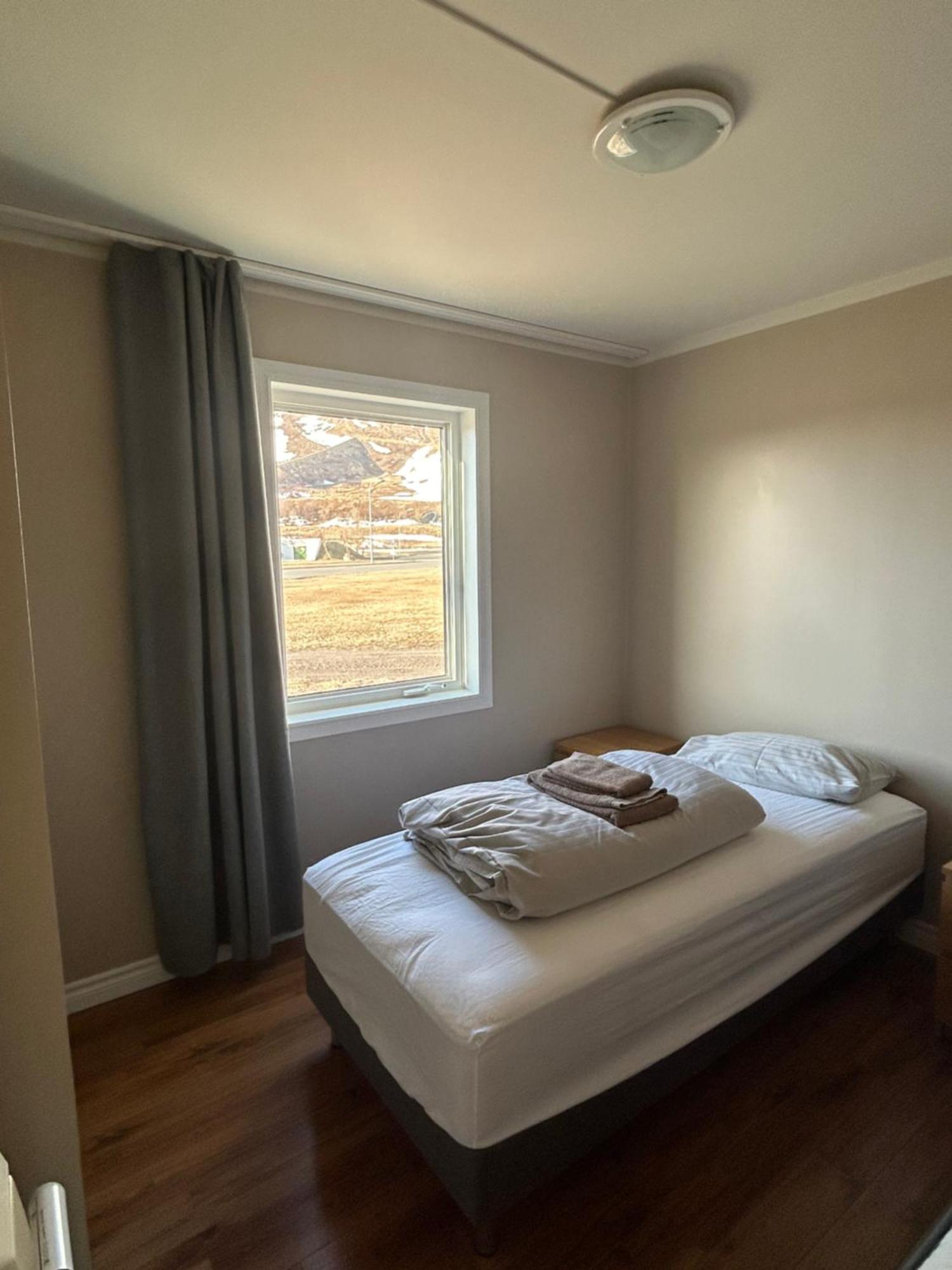 Fisk Club Cottages Flateyri - Sailor'S House Екстериор снимка